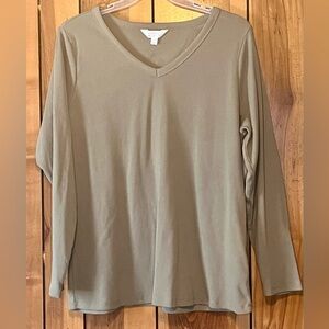 Market & Spruce Olive Green Long Sleeve V-Neck Top